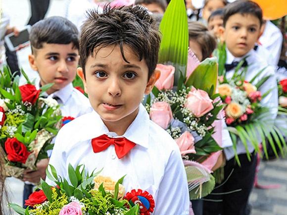 Məktəblər açılır, amma fərqli vaxtlarda - 1 Məktəblər açılır, amma fərqli vaxtlarda - 1