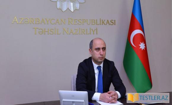 Emin Əmrullayev Marneulidə azərbaycandilli məktəblərin direktor və müəllimləri ilə görüşüb - 1 Emin Əmrullayev Marneulidə azərbaycandilli məktəblərin direktor və müəllimləri ilə görüşüb - 1
